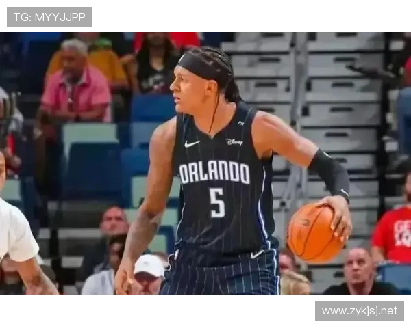 卡斯尔无球跑动制造错位，提升魔术外线火力